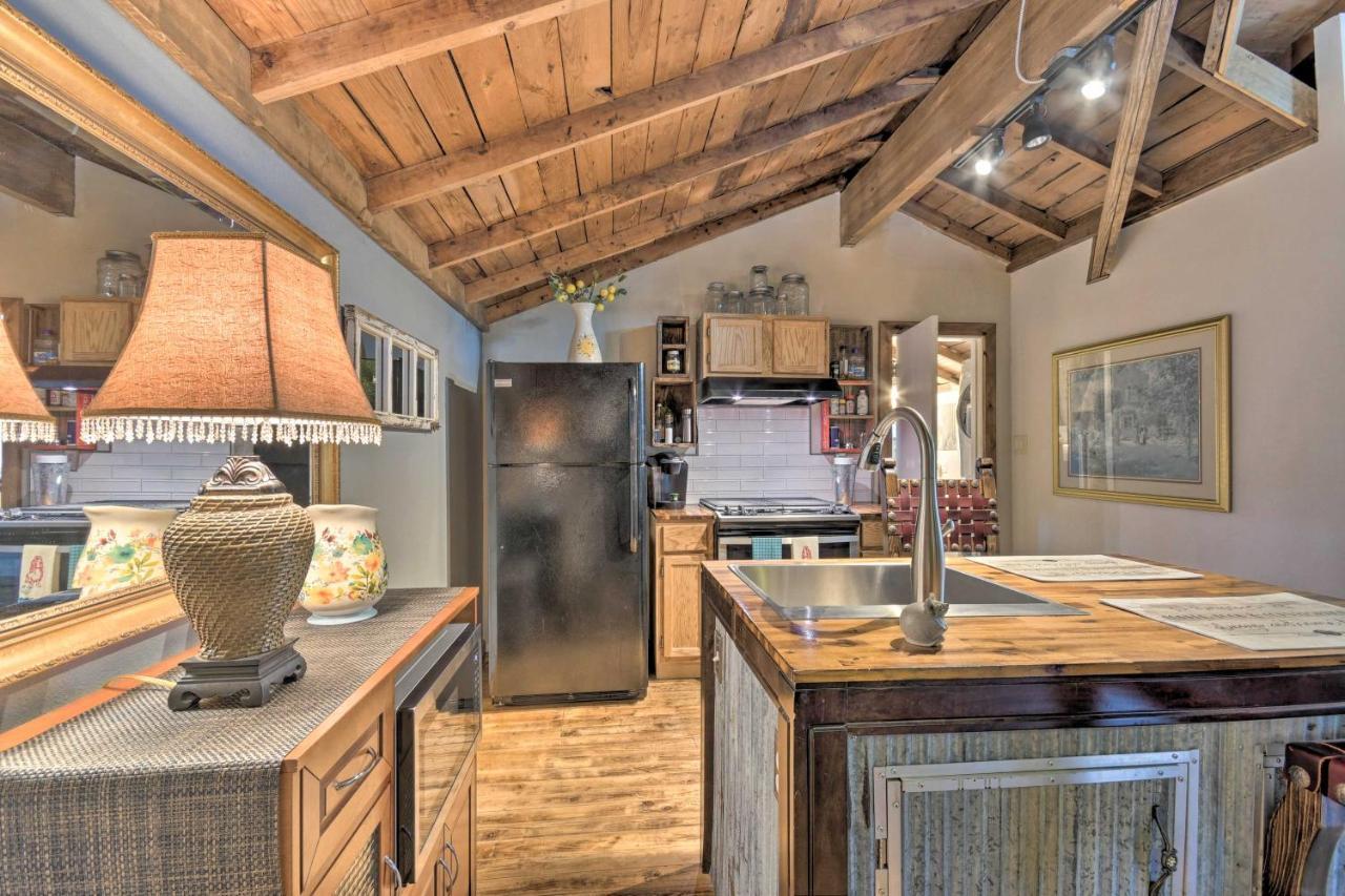 Rustic Chic Home About 1 Mi To Dtwn Hot Springs! Luaran gambar