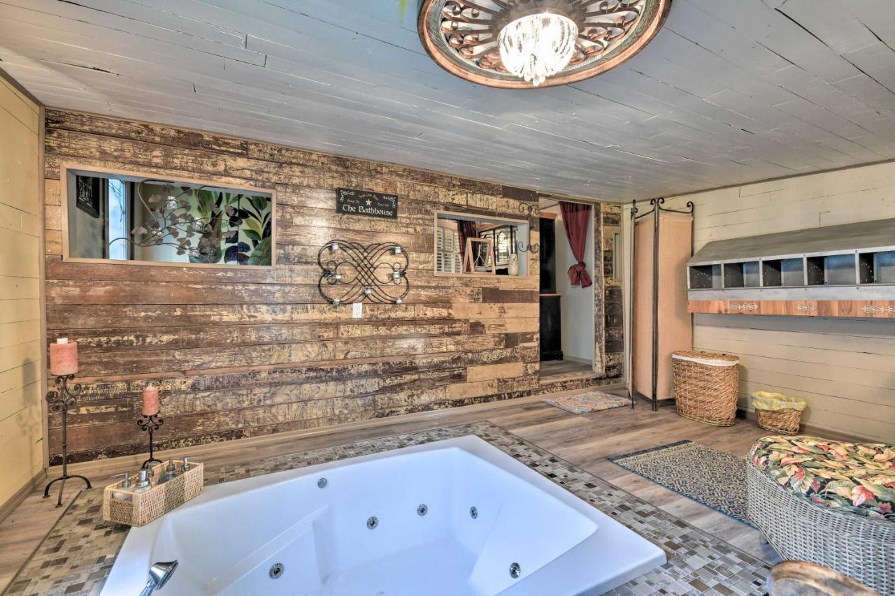 Rustic Chic Home About 1 Mi To Dtwn Hot Springs! Luaran gambar